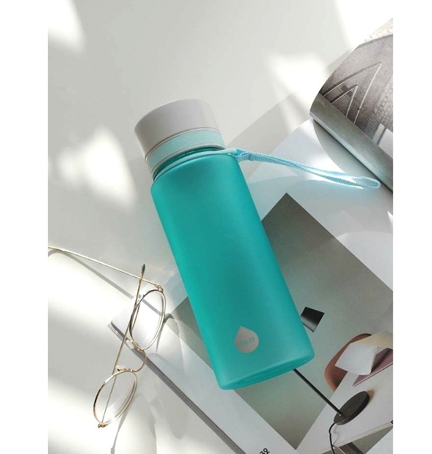 Zdravá fľaša na vodu EQUA Ocean, 600 ml